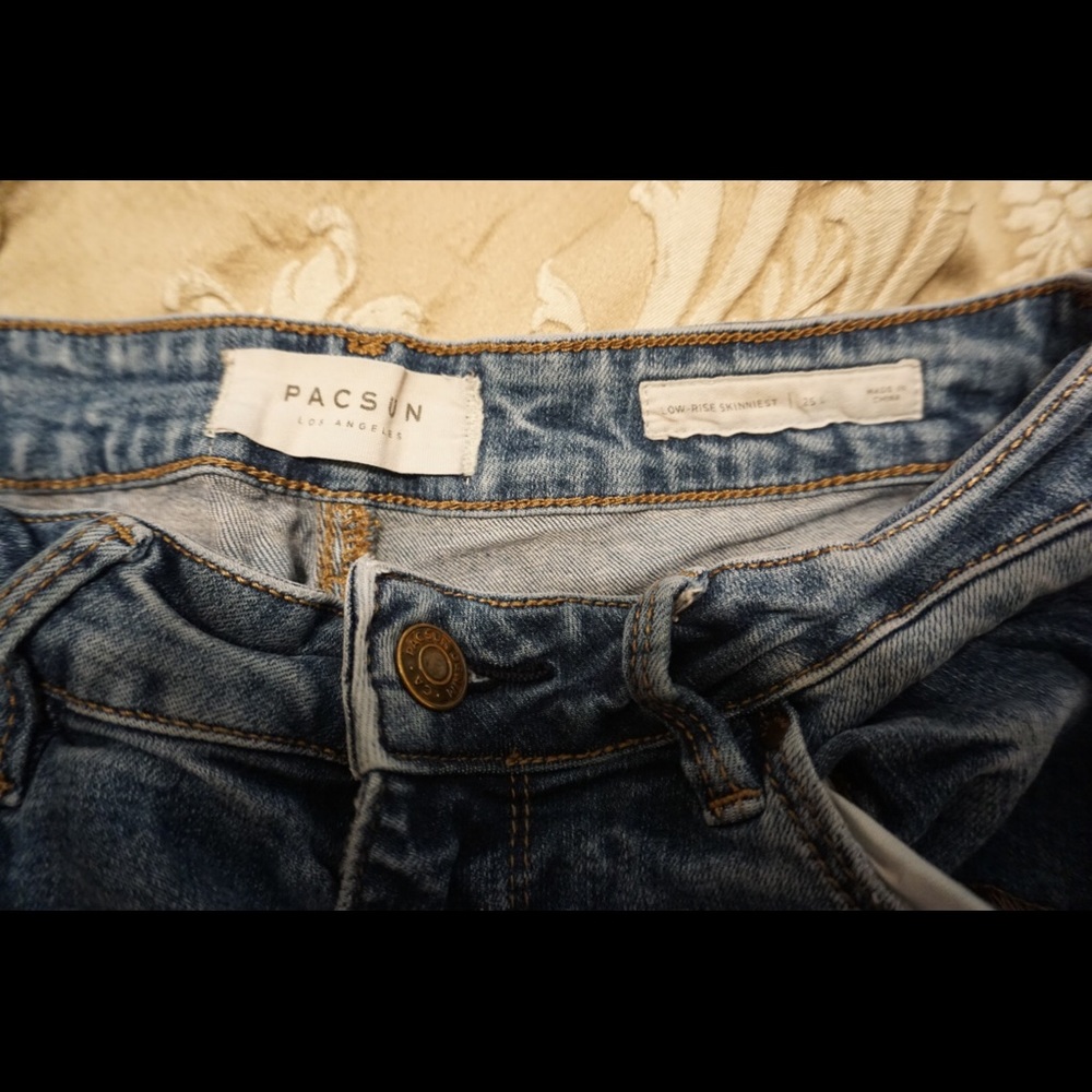 Jeans - Picture 5 of 5